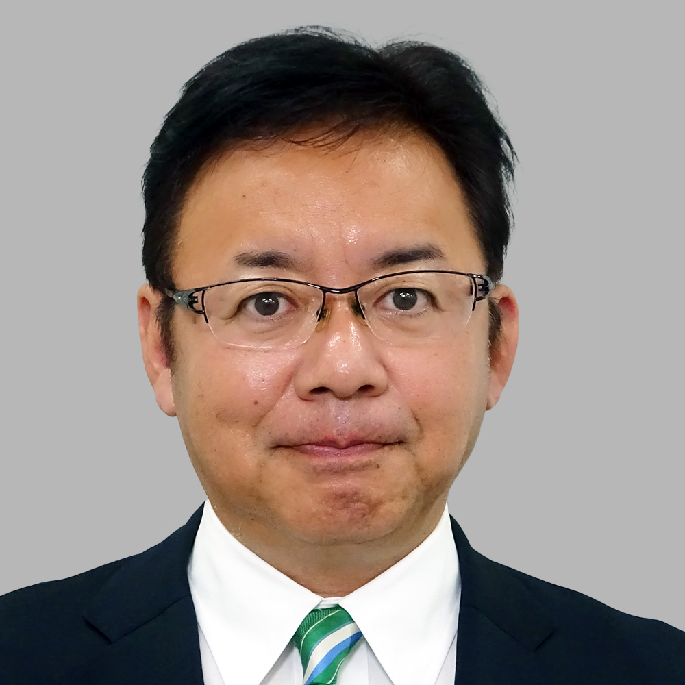 上野　賢一郎